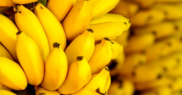 Банани містять 105 калорій, з яких 3 надходять з жиру