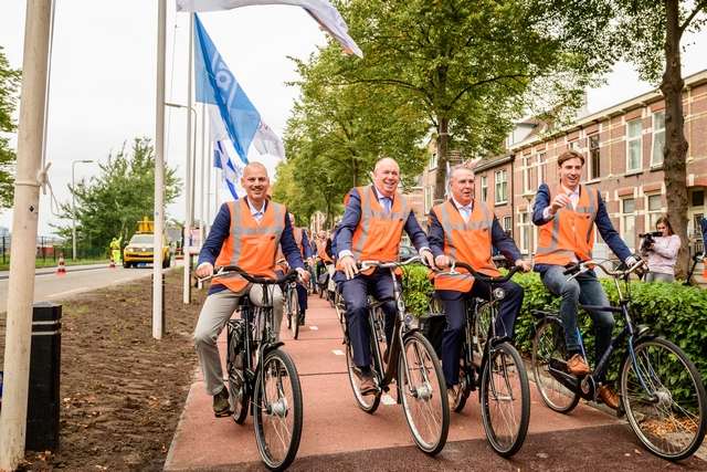 У Нідерландах з'явилася перша в світі велосипедна доріжка, зроблена повністю з переробленого пластику