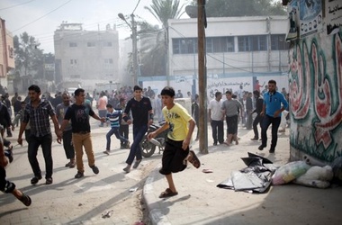 18 ноября 2012, 20:39 Переглядів:   Військова операція Ізраїлю проти палестинських бойовиків почалася в середу, фото Reuters