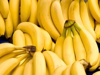 Зазвичай калорійність банана називають високою, причому не виправдано