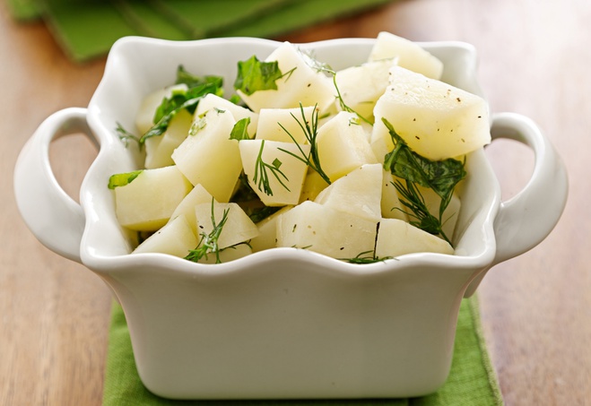 Українські страви: пісний салат з картоплею