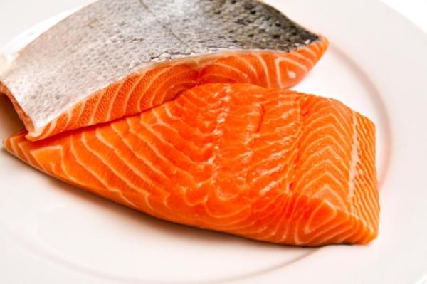Всі види червоної риби високо цінуються кулінарами